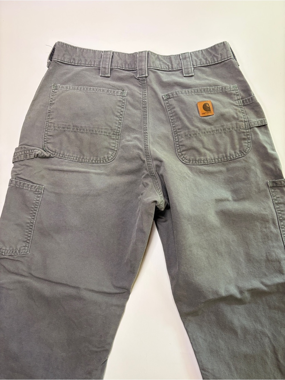 Carhartt Men’s 32x30 Gray Painter Work Pants Relaxed Fit Workwear - Picture 6 of 8